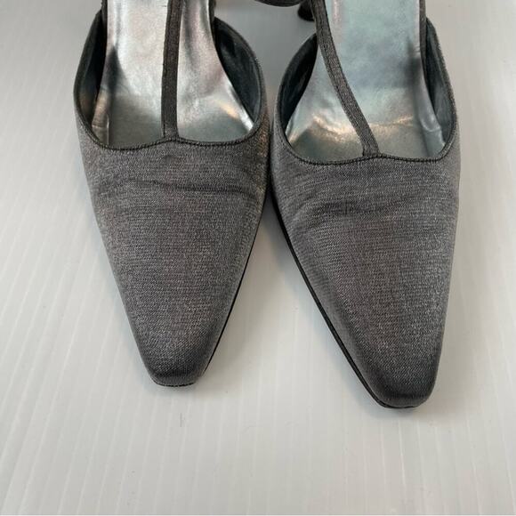 Stuart Weitzman t-strap pointy toe pumps heels silver embellished strap size 6.5 - Picture 4 of 10